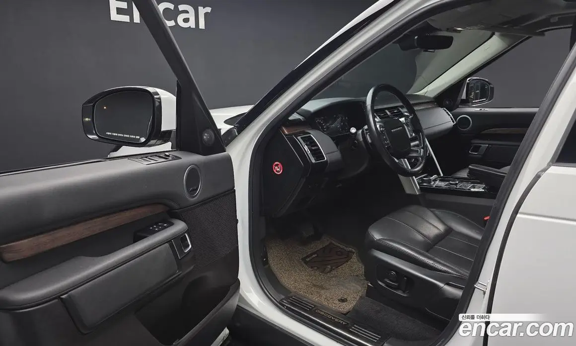 Land Rover Discovery 2018 3.0 автомат (гидро), фото 13 Land Rover Discovery 2018 3.0 автомат (гидро), фото 13