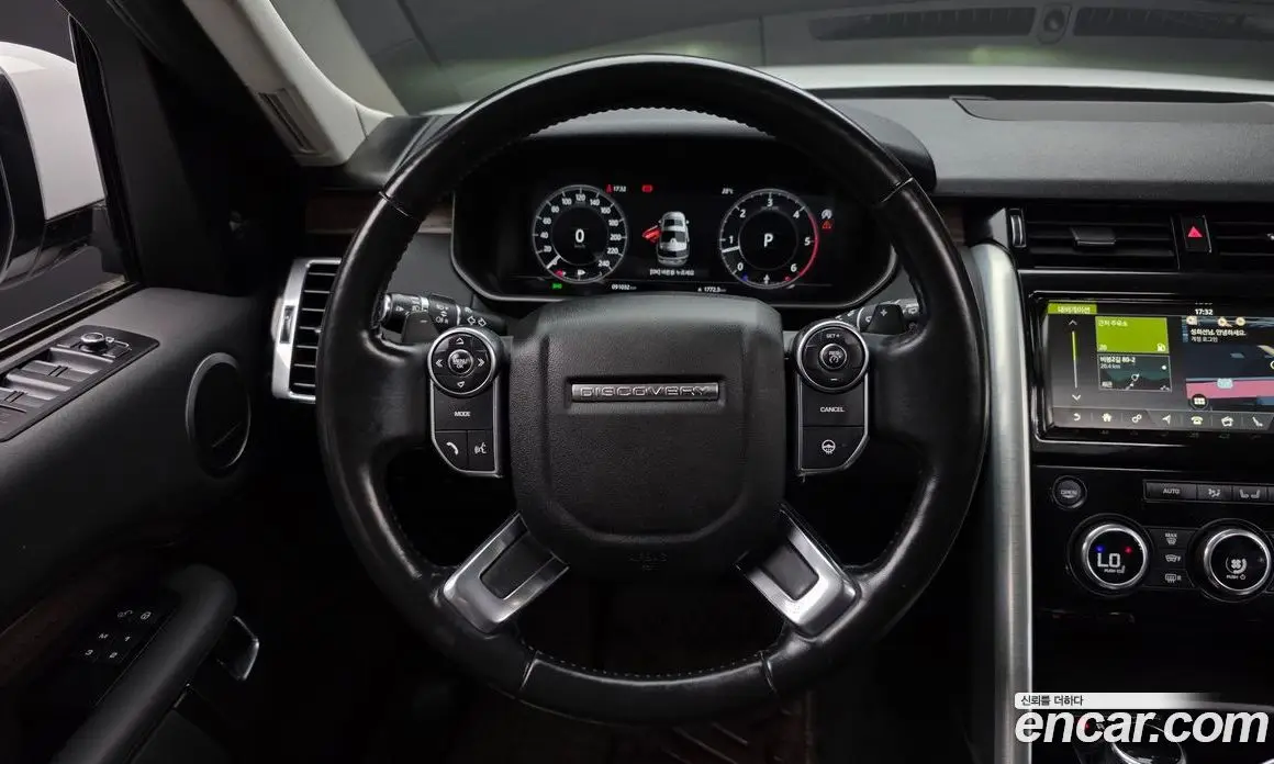 Land Rover Discovery 2018 3.0 автомат (гидро), фото 20 Land Rover Discovery 2018 3.0 автомат (гидро), фото 20
