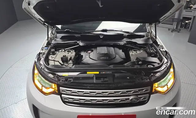 Land Rover Discovery 2018 3.0 автомат (гидро), миниатюра 6 Land Rover Discovery 2018 3.0 автомат (гидро), миниатюра 6