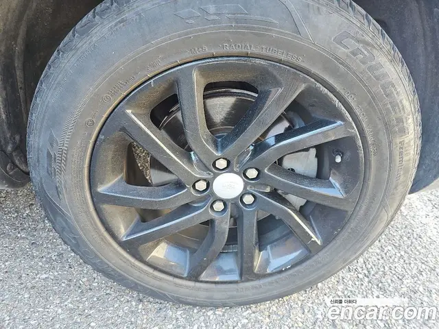 Land Rover Discovery Sport 2017 2.0 автомат (гидро), миниатюра 6 Land Rover Discovery Sport 2017 2.0 автомат (гидро), миниатюра 6