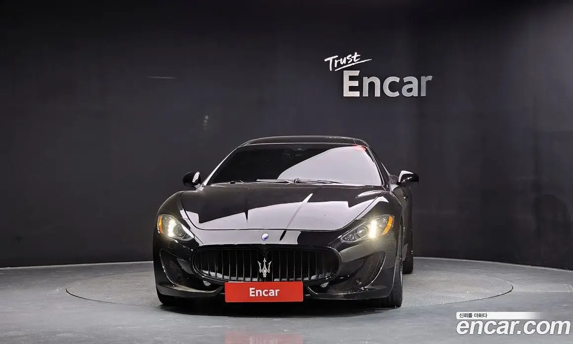 Maserati GranTurismo 2016 4.7 автомат (гидро), фото 3 Maserati GranTurismo 2016 4.7 автомат (гидро), фото 3