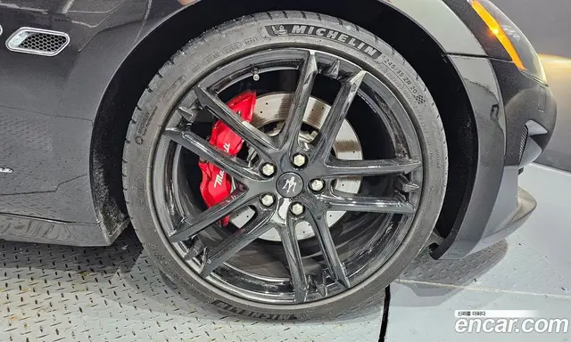 Maserati GranTurismo 2016 4.7 автомат (гидро), миниатюра 5 Maserati GranTurismo 2016 4.7 автомат (гидро), миниатюра 5