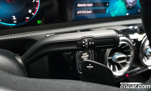 Mercedes-Benz A-Class 2021 2.0 автомат (гидро), миниатюра 12