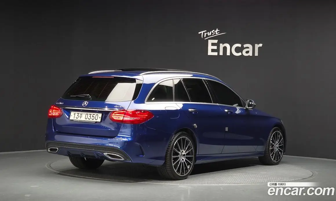 Mercedes-Benz C-Class 2016 2.1 автомат (гидро), фото 2 Mercedes-Benz C-Class 2016 2.1 автомат (гидро), фото 2
