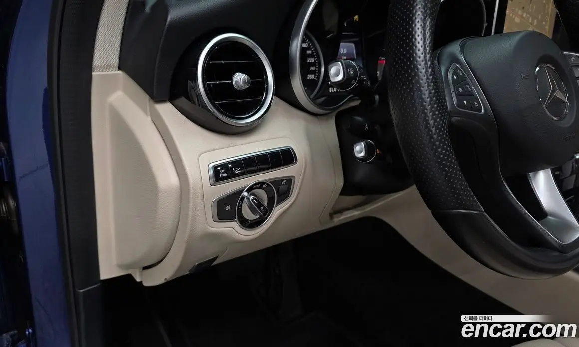 Mercedes-Benz C-Class 2016 2.1 автомат (гидро), фото 13 Mercedes-Benz C-Class 2016 2.1 автомат (гидро), фото 13