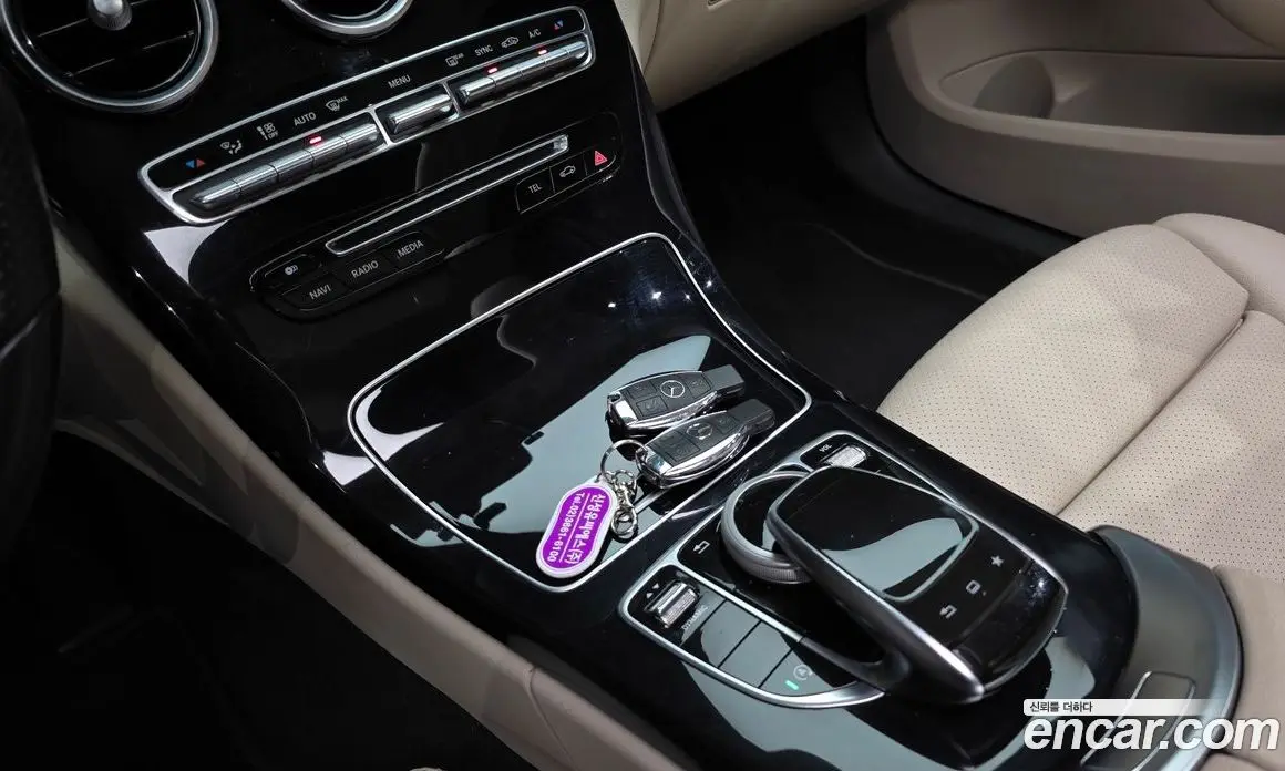 Mercedes-Benz C-Class 2016 2.1 автомат (гидро), фото 17 Mercedes-Benz C-Class 2016 2.1 автомат (гидро), фото 17