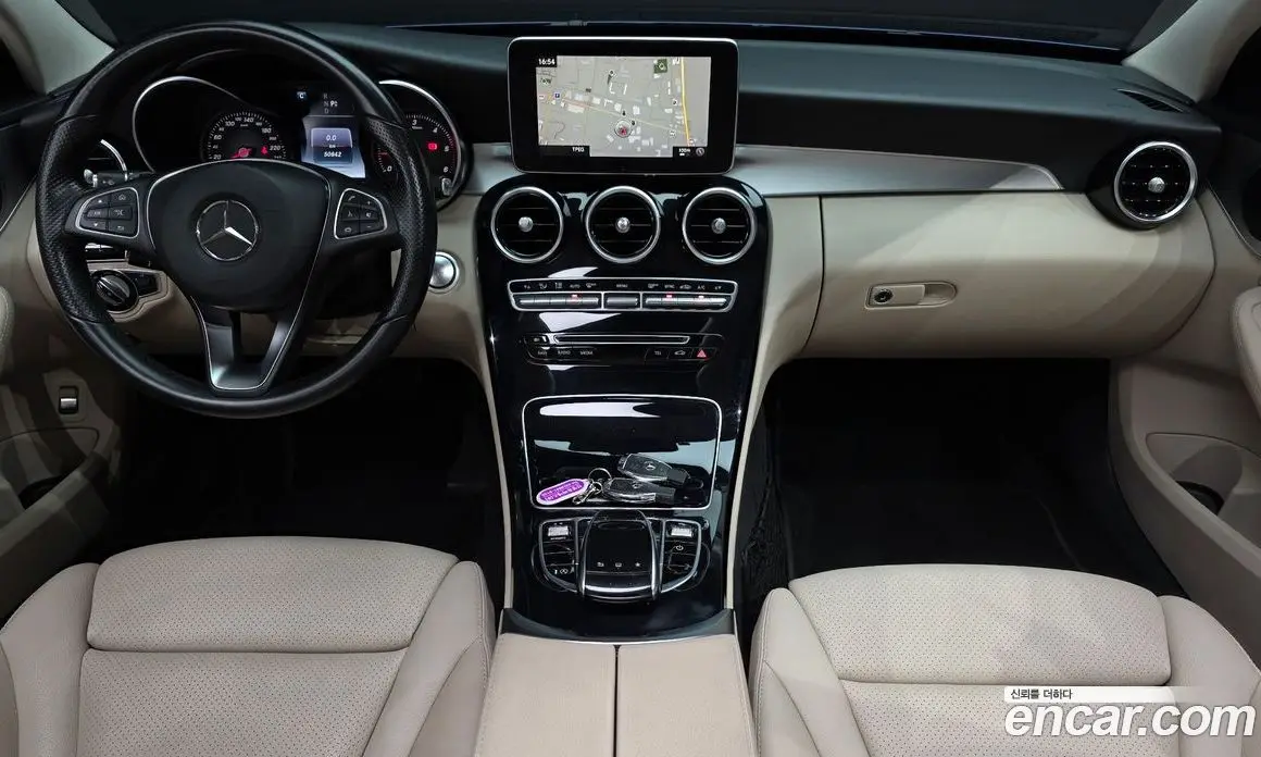 Mercedes-Benz C-Class 2016 2.1 автомат (гидро), фото 7 Mercedes-Benz C-Class 2016 2.1 автомат (гидро), фото 7