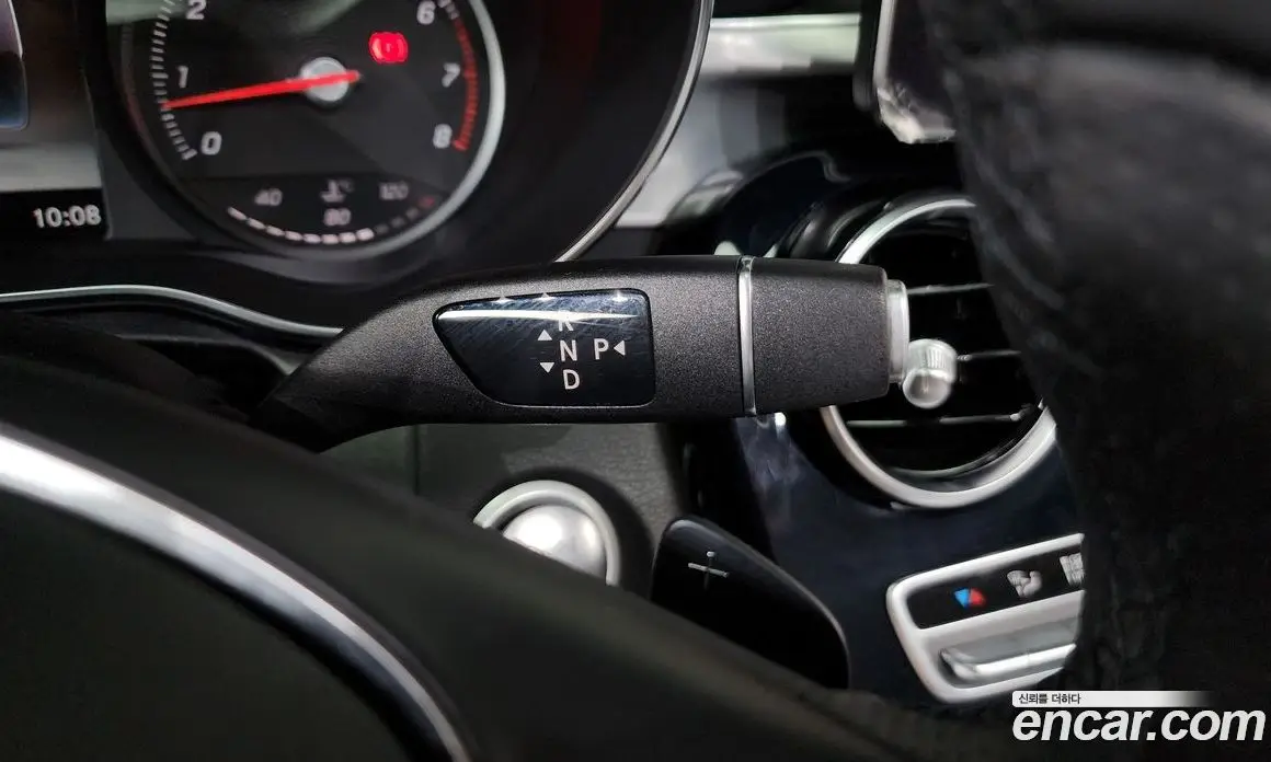 Mercedes-Benz C-Class 2017 2.0 автомат (гидро), фото 12 Mercedes-Benz C-Class 2017 2.0 автомат (гидро), фото 12