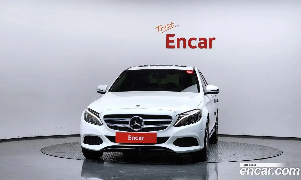Mercedes-Benz C-Class 2017 2.0 автомат (гидро), фото 3 Mercedes-Benz C-Class 2017 2.0 автомат (гидро), фото 3