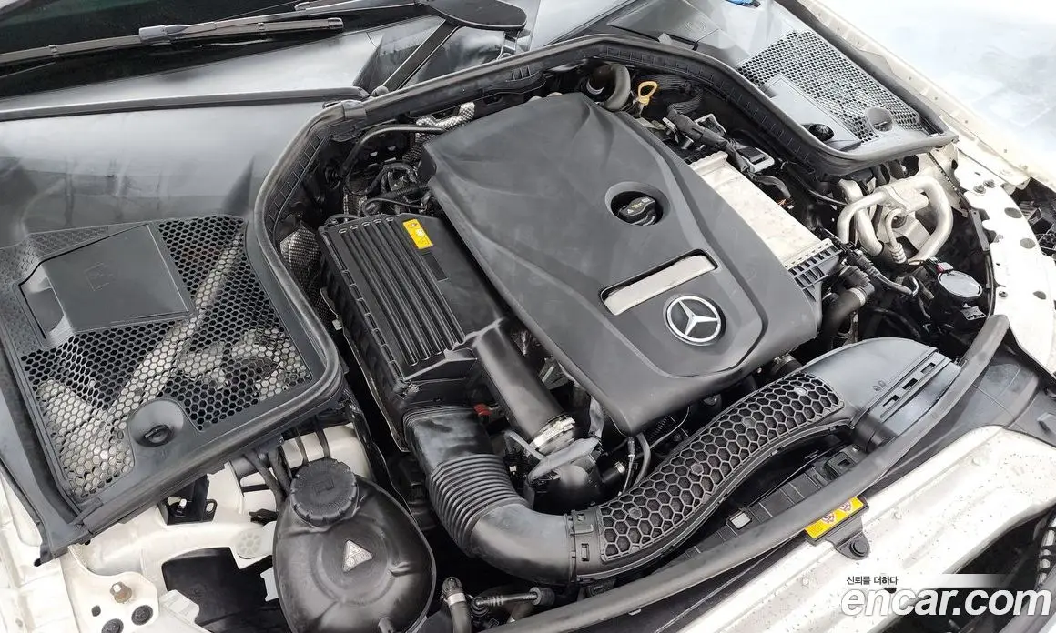 Mercedes-Benz C-Class 2017 2.0 автомат (гидро), фото 6 Mercedes-Benz C-Class 2017 2.0 автомат (гидро), фото 6