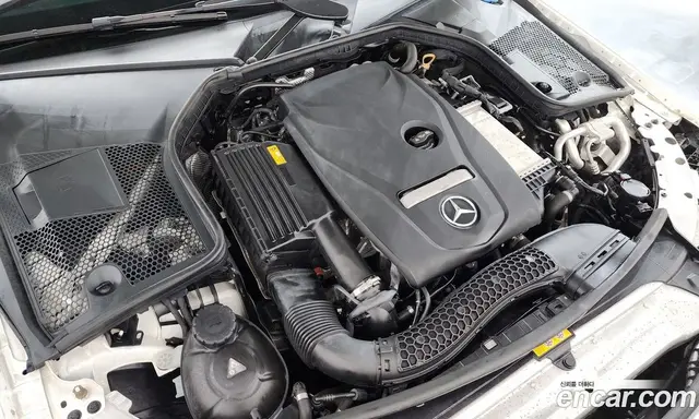 Mercedes-Benz C-Class 2017 2.0 автомат (гидро), миниатюра 6 Mercedes-Benz C-Class 2017 2.0 автомат (гидро), миниатюра 6