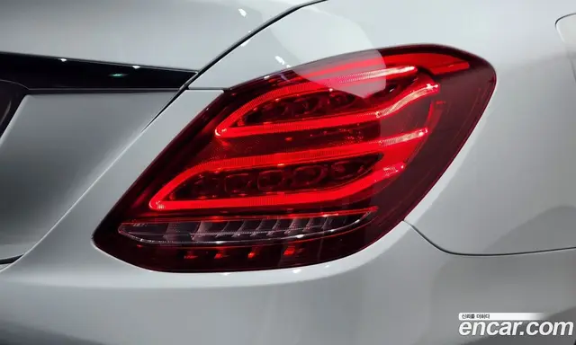 Mercedes-Benz C-Class 2017 2.0 автомат (гидро), миниатюра 9 Mercedes-Benz C-Class 2017 2.0 автомат (гидро), миниатюра 9