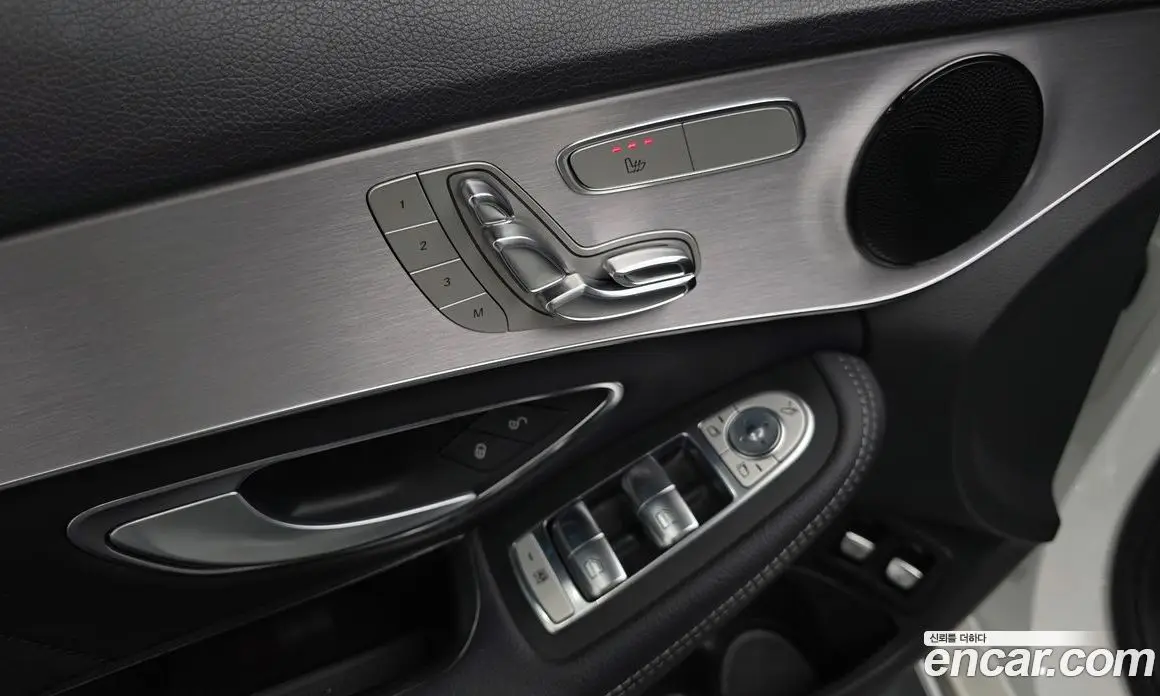 Mercedes-Benz C-Class 2018 2.0 автомат (гидро), фото 20 Mercedes-Benz C-Class 2018 2.0 автомат (гидро), фото 20