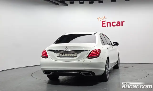 Mercedes-Benz C-Class 2018 2.0 автомат (гидро), миниатюра 4 Mercedes-Benz C-Class 2018 2.0 автомат (гидро), миниатюра 4