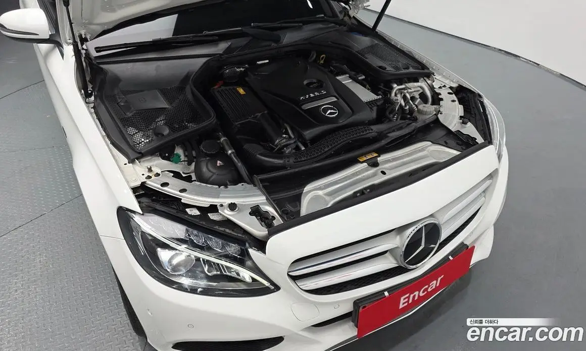 Mercedes-Benz C-Class 2018 2.0 автомат (гидро), фото 6 Mercedes-Benz C-Class 2018 2.0 автомат (гидро), фото 6