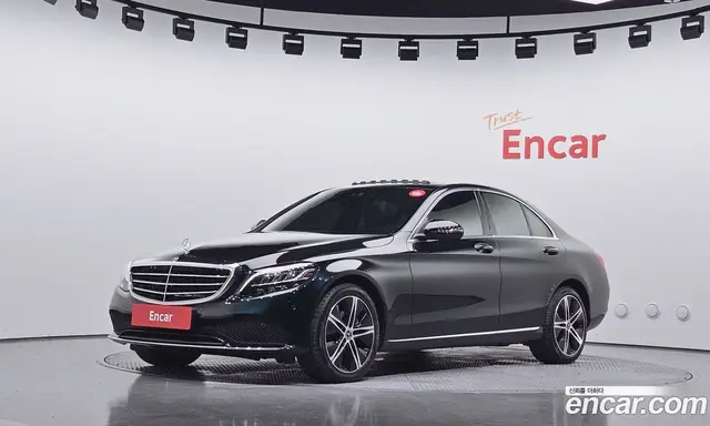 Mercedes-Benz C-Class, 2019, 70 259 км