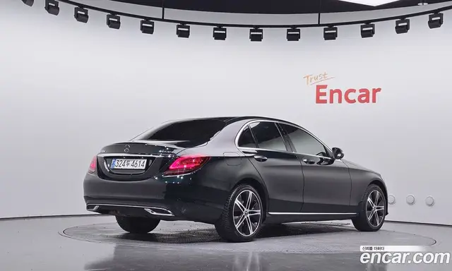 Mercedes-Benz C-Class 2019 1.9 автомат (гидро), миниатюра 2 Mercedes-Benz C-Class 2019 1.9 автомат (гидро), миниатюра 2