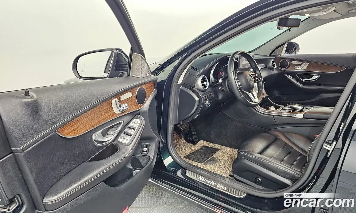 Mercedes-Benz C-Class 2019 1.9 автомат (гидро), фото 13 Mercedes-Benz C-Class 2019 1.9 автомат (гидро), фото 13