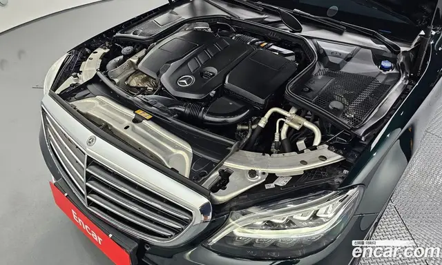 Mercedes-Benz C-Class 2019 1.9 автомат (гидро), миниатюра 6 Mercedes-Benz C-Class 2019 1.9 автомат (гидро), миниатюра 6