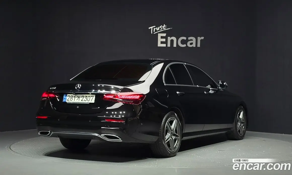 Mercedes-Benz E-Class 2022 2.0 автомат (гидро), фото 2 Mercedes-Benz E-Class 2022 2.0 автомат (гидро), фото 2