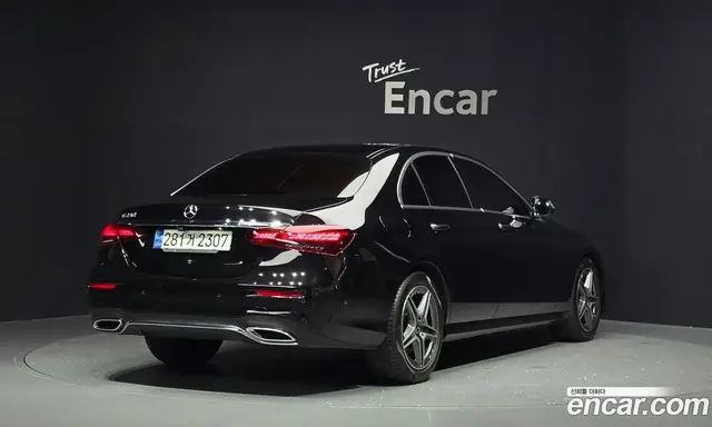 Mercedes-Benz E-Class 2022 2.0 автомат (гидро), миниатюра 2 Mercedes-Benz E-Class 2022 2.0 автомат (гидро), миниатюра 2