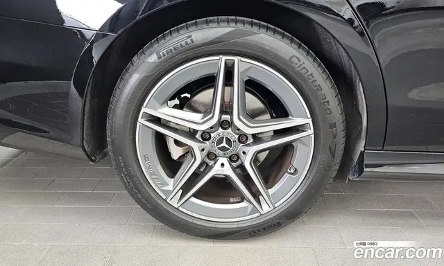 Mercedes-Benz E-Class 2022 2.0 автомат (гидро), миниатюра 5 Mercedes-Benz E-Class 2022 2.0 автомат (гидро), миниатюра 5