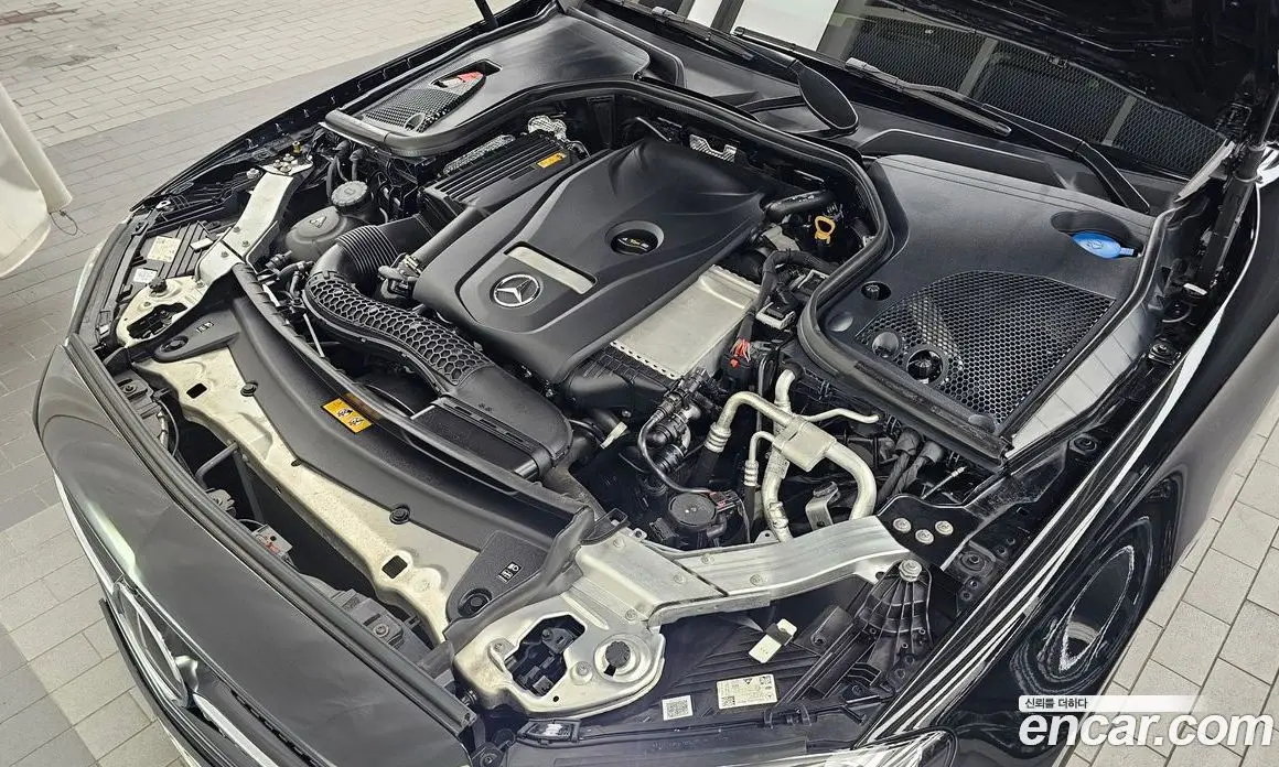 Mercedes-Benz E-Class 2022 2.0 автомат (гидро), фото 6 Mercedes-Benz E-Class 2022 2.0 автомат (гидро), фото 6