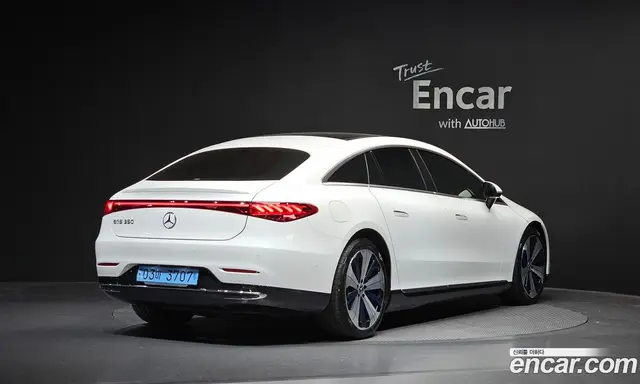 Mercedes-Benz EQS 2022 0.3 автомат (гидро), миниатюра 2