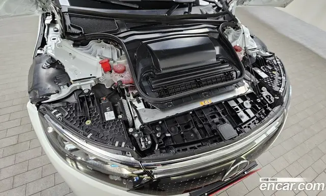 Mercedes-Benz EQS 2022 0.3 автомат (гидро), миниатюра 6