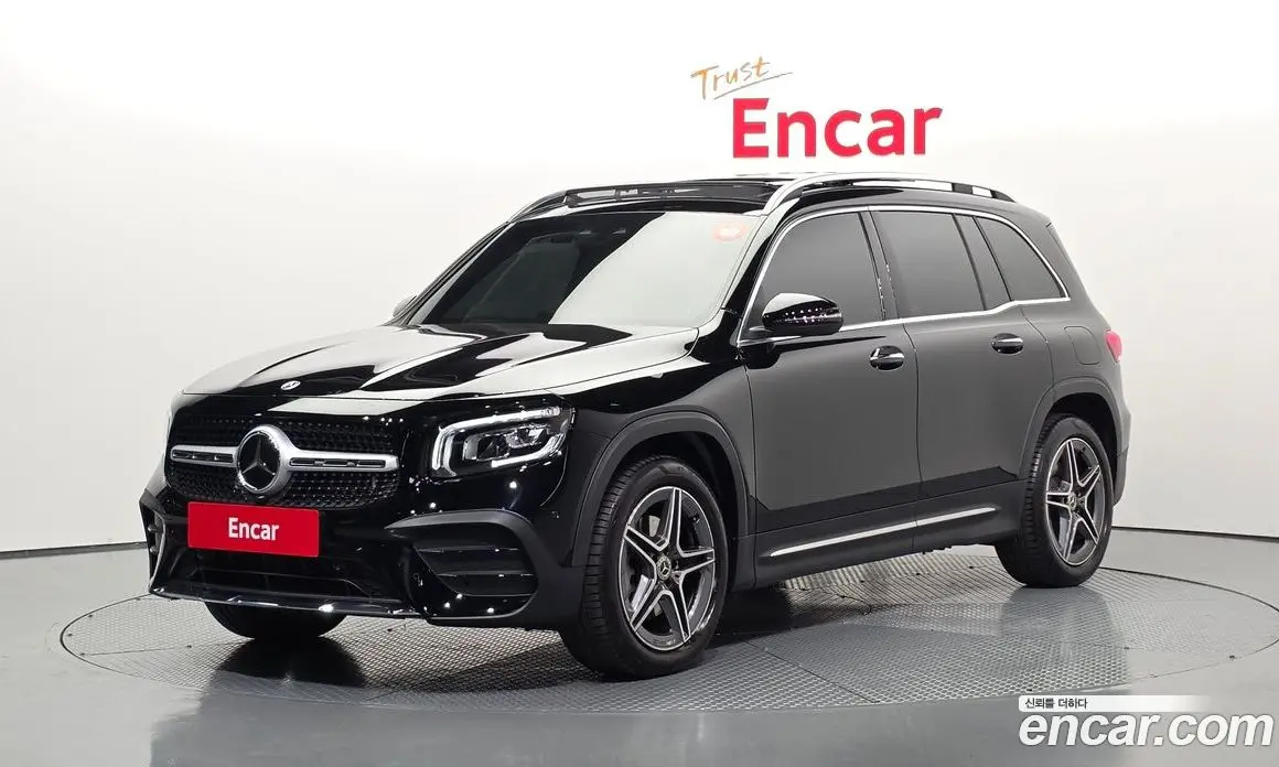 Mercedes-Benz GLB-Class 2023 2.0 автомат (гидро), фото 1 Mercedes-Benz GLB-Class 2023 2.0 автомат (гидро), фото 1