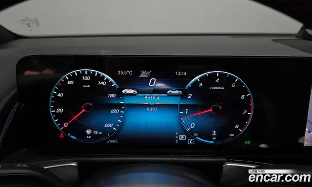 Mercedes-Benz GLB-Class 2023 2.0 автомат (гидро), миниатюра 11 Mercedes-Benz GLB-Class 2023 2.0 автомат (гидро), миниатюра 11