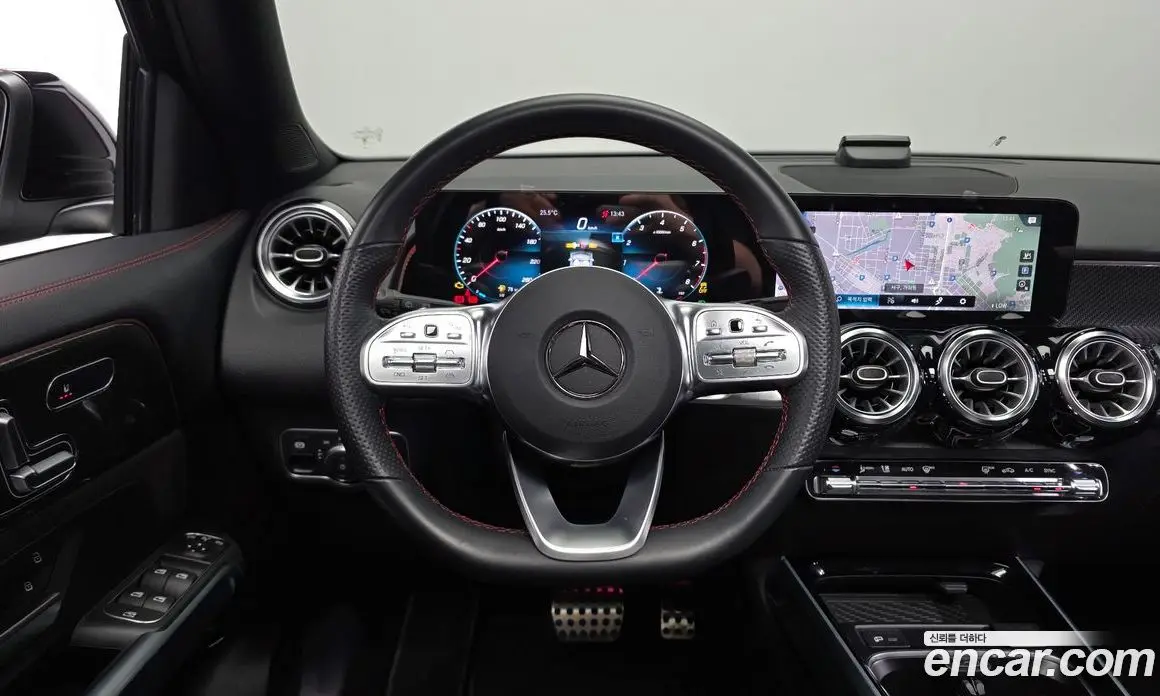 Mercedes-Benz GLB-Class 2023 2.0 автомат (гидро), фото 20 Mercedes-Benz GLB-Class 2023 2.0 автомат (гидро), фото 20