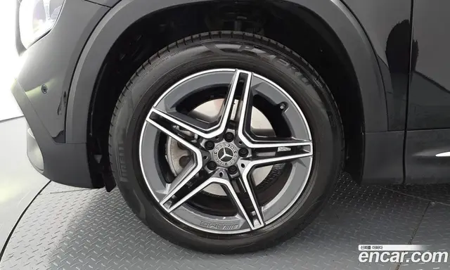 Mercedes-Benz GLB-Class 2023 2.0 автомат (гидро), миниатюра 5 Mercedes-Benz GLB-Class 2023 2.0 автомат (гидро), миниатюра 5
