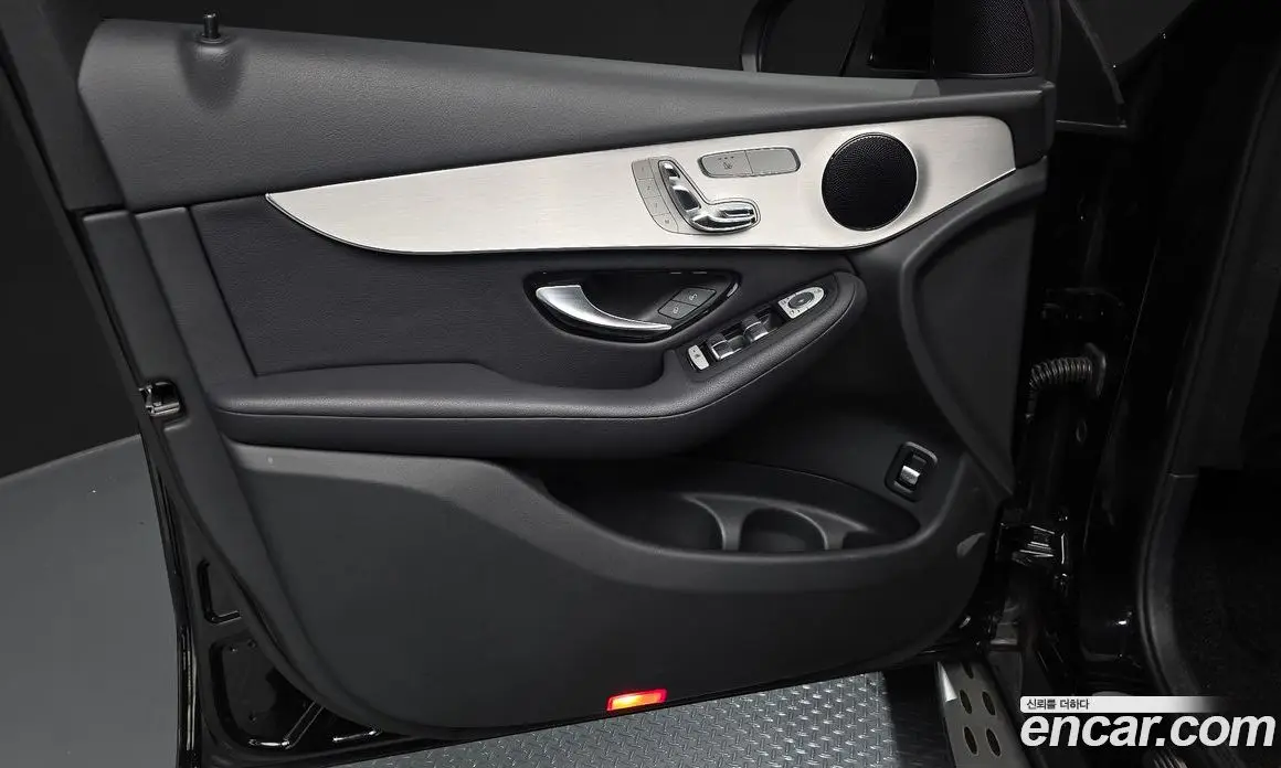 Mercedes-Benz GLC-Class 2018 2.1 автомат (гидро), фото 13