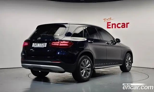 Mercedes-Benz GLC-Class 2018 2.0 автомат (гидро), миниатюра 2
