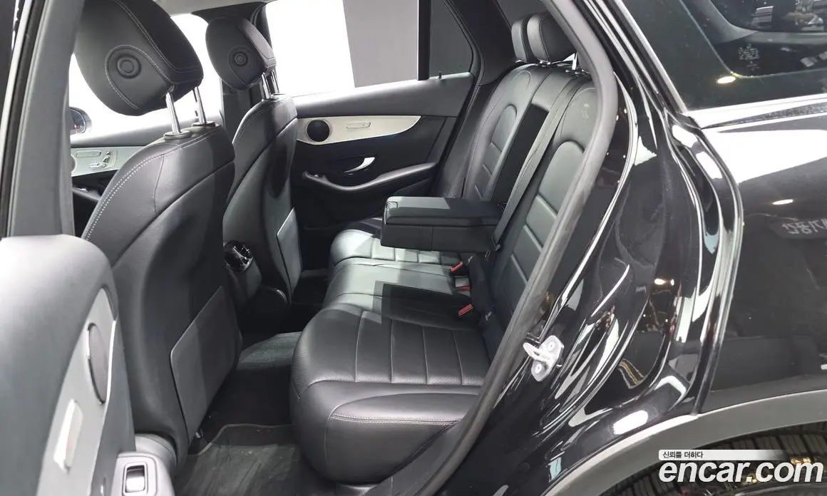 Mercedes-Benz GLC-Class 2018 2.0 автомат (гидро), фото 18 Mercedes-Benz GLC-Class 2018 2.0 автомат (гидро), фото 18
