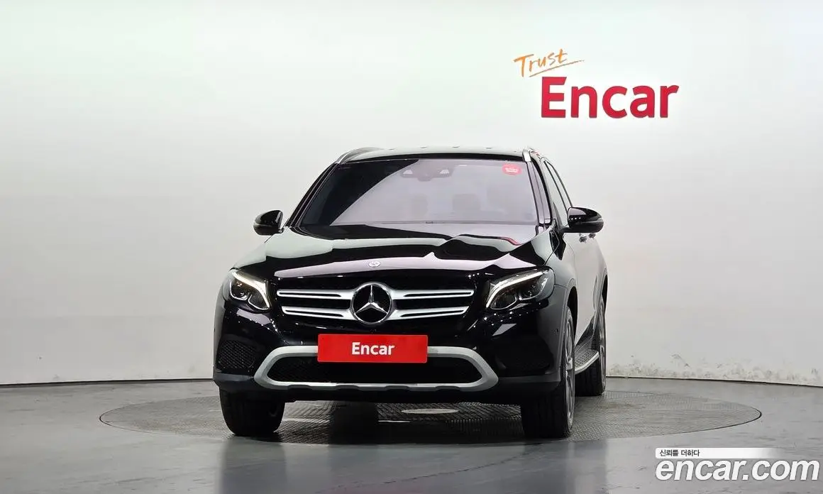 Mercedes-Benz GLC-Class 2018 2.0 автомат (гидро), фото 3 Mercedes-Benz GLC-Class 2018 2.0 автомат (гидро), фото 3