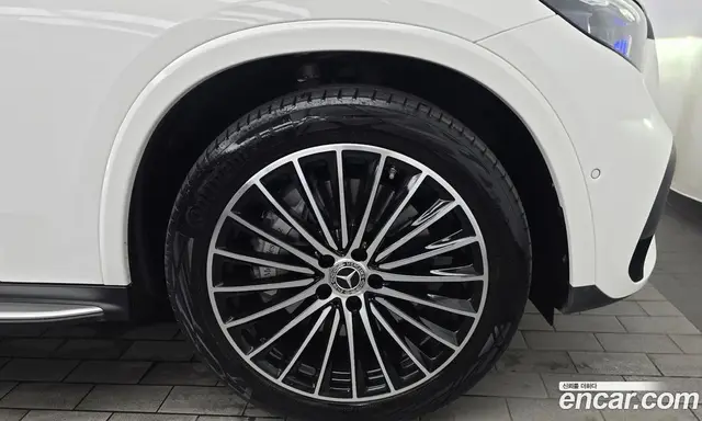 Mercedes-Benz GLC-Class 2024 2.0 автомат (гидро), миниатюра 7