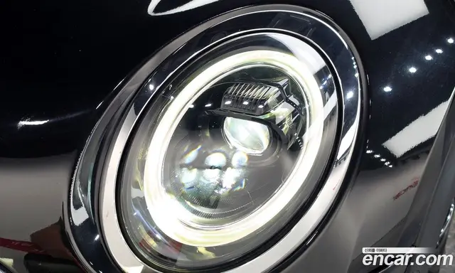 Mini Clubman 2022 1.5 автомат (гидро), миниатюра 8 Mini Clubman 2022 1.5 автомат (гидро), миниатюра 8
