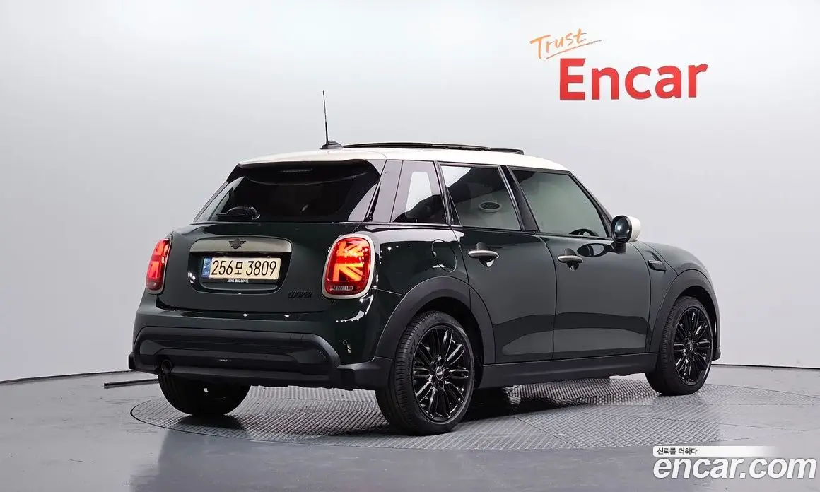 Mini Cooper 2022 1.5 автомат (гидро), фото 2 Mini Cooper 2022 1.5 автомат (гидро), фото 2