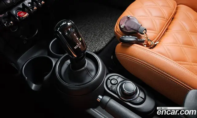 Mini Cooper 2022 1.5 автомат (гидро), миниатюра 12
