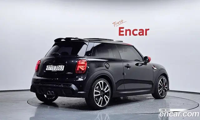 Mini Cooper 2023 2.0 автомат (гидро), миниатюра 2 Mini Cooper 2023 2.0 автомат (гидро), миниатюра 2