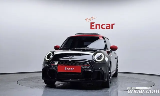 Mini Cooper 2023 2.0 автомат (гидро), миниатюра 3 Mini Cooper 2023 2.0 автомат (гидро), миниатюра 3