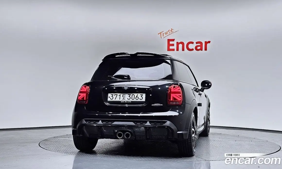 Mini Cooper 2023 2.0 автомат (гидро), фото 4 Mini Cooper 2023 2.0 автомат (гидро), фото 4