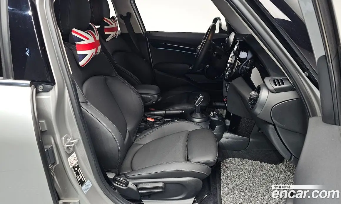 Mini Cooper 2024 1.5 автомат (гидро), фото 15 Mini Cooper 2024 1.5 автомат (гидро), фото 15