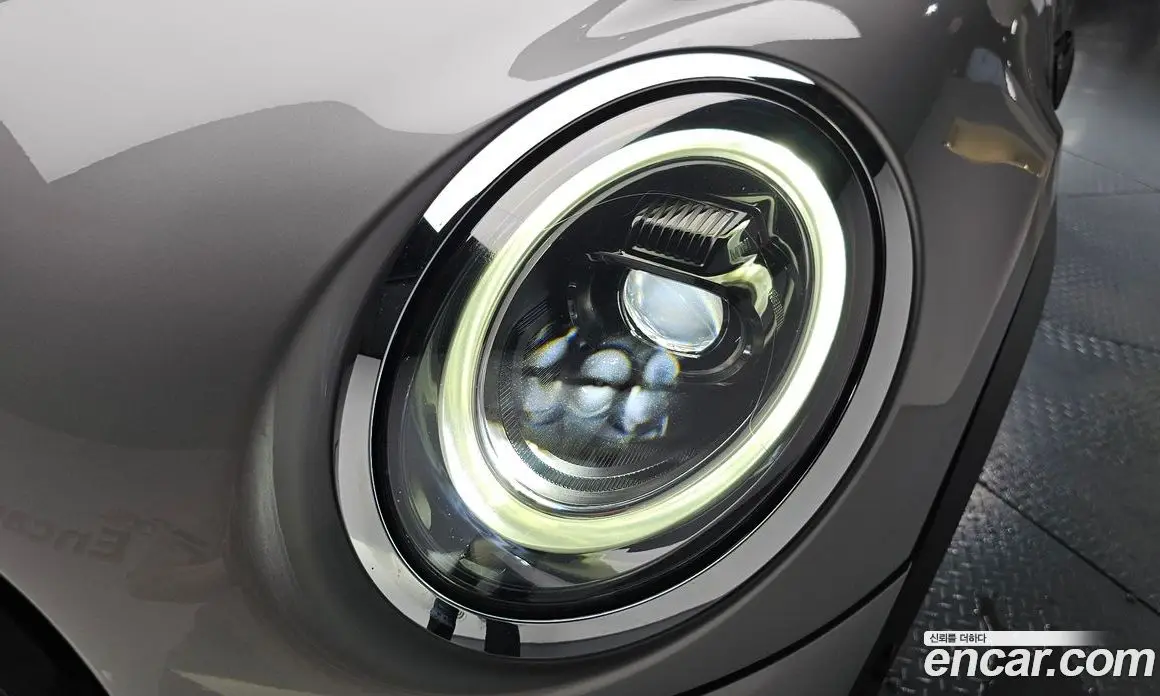 Mini Cooper 2024 1.5 автомат (гидро), фото 7 Mini Cooper 2024 1.5 автомат (гидро), фото 7