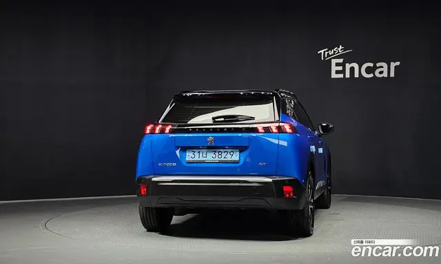 Peugeot 2008 2023 0.1 автомат (гидро), миниатюра 4