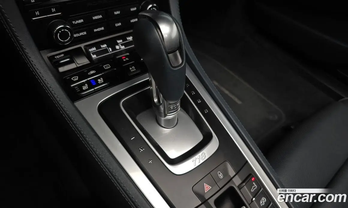 Porsche 718 2016 2.0 автомат (гидро), фото 11 Porsche 718 2016 2.0 автомат (гидро), фото 11