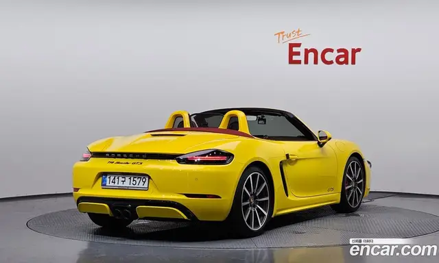 Porsche 718, 2019, 86 602 км