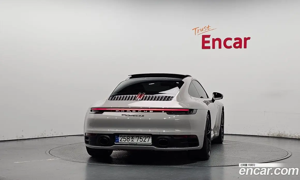 Porsche 911 2020 3.0 автомат (гидро), фото 4